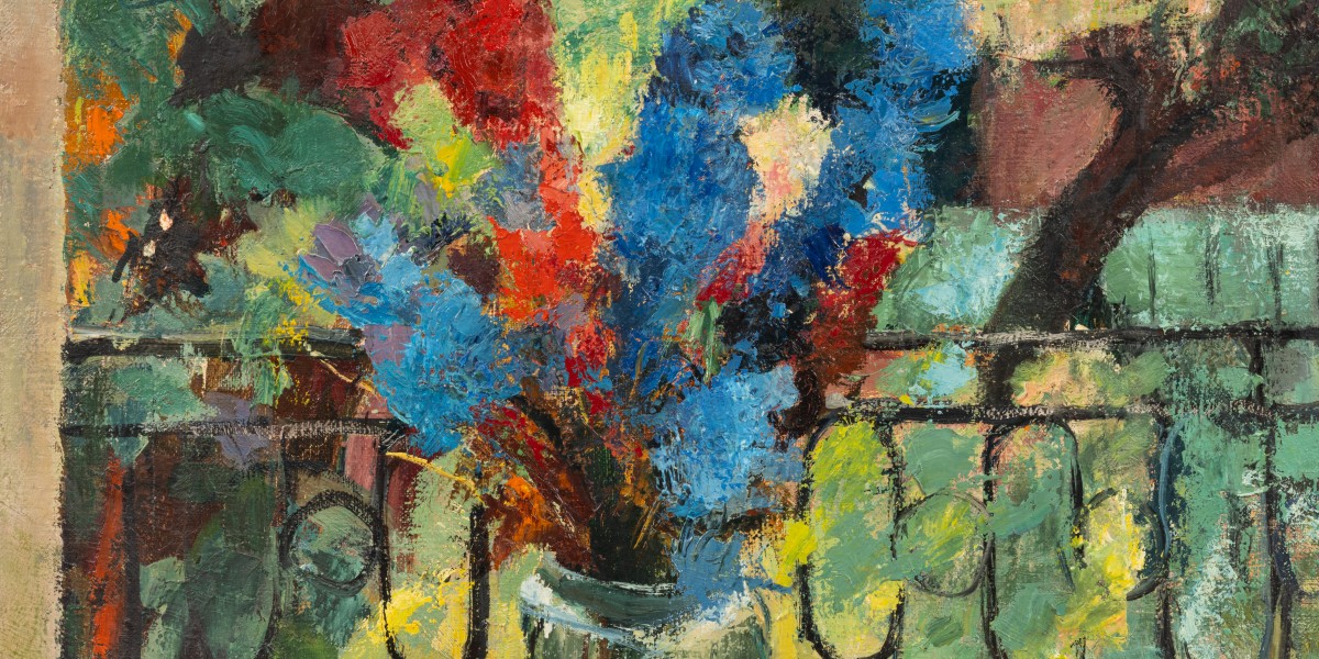 Bouquet de fleurs à la balustrade